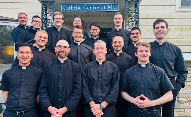 seminarians on an evangelization trip
